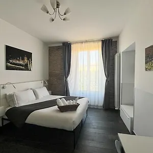 https://arch-rome-suites.it-romehotels.com
