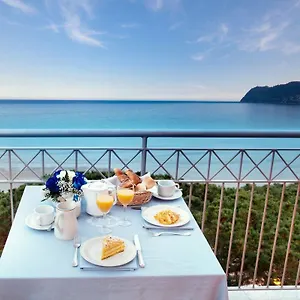 Grand **** Alassio