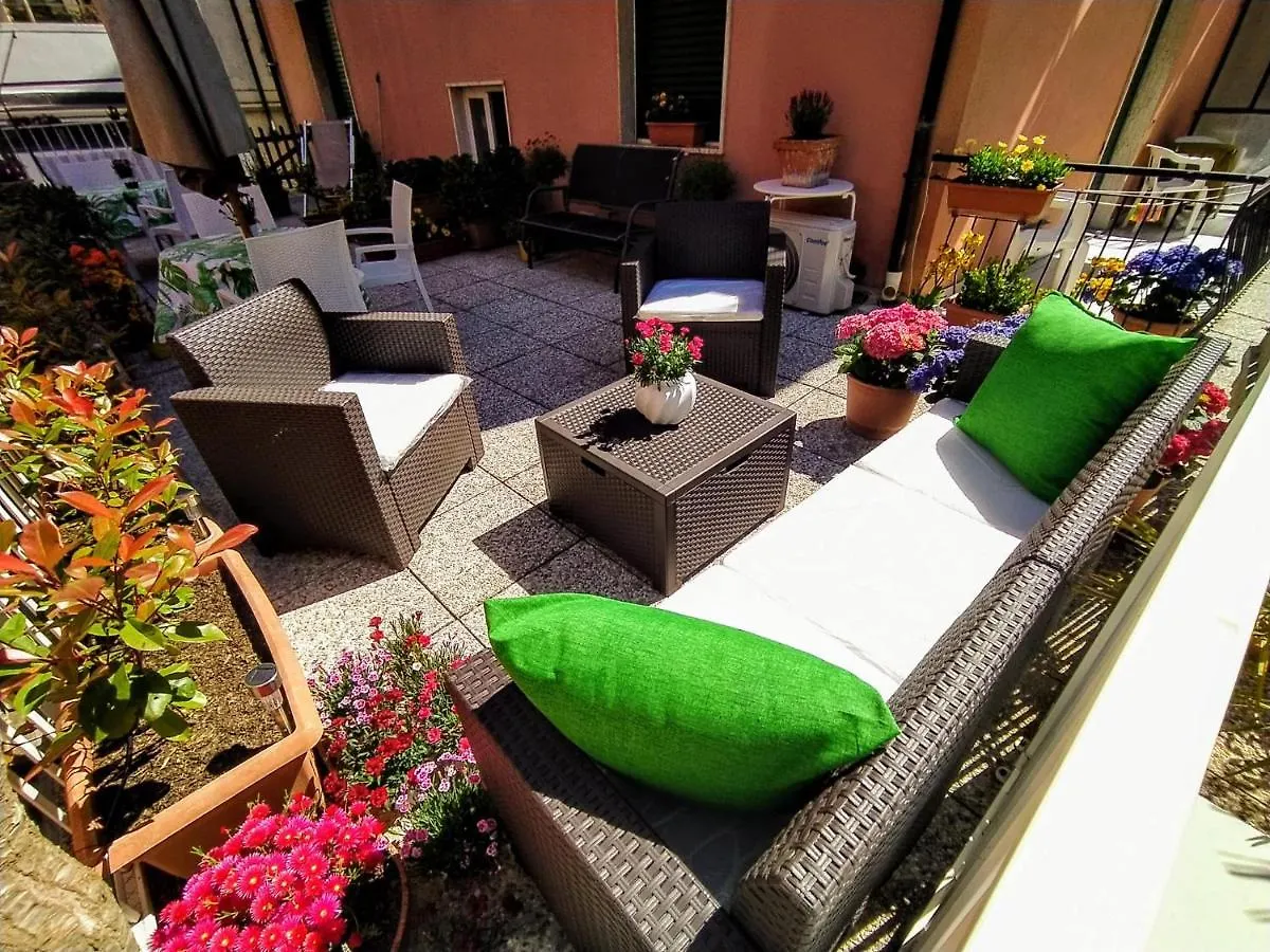 Hotel Alla Fontanella Αλάσιο 2*,